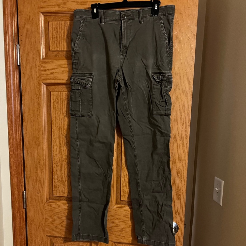 Men’s cargo pants